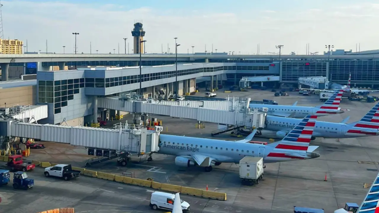 How Big is DFW Airport?