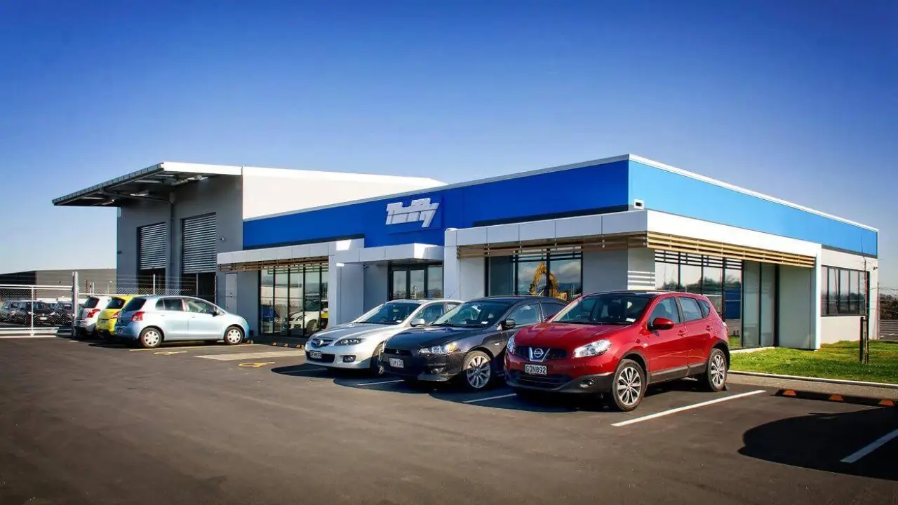 Thrifty Car Rental at DFW Airport: Address, Shuttles, Rates, and Booking Process