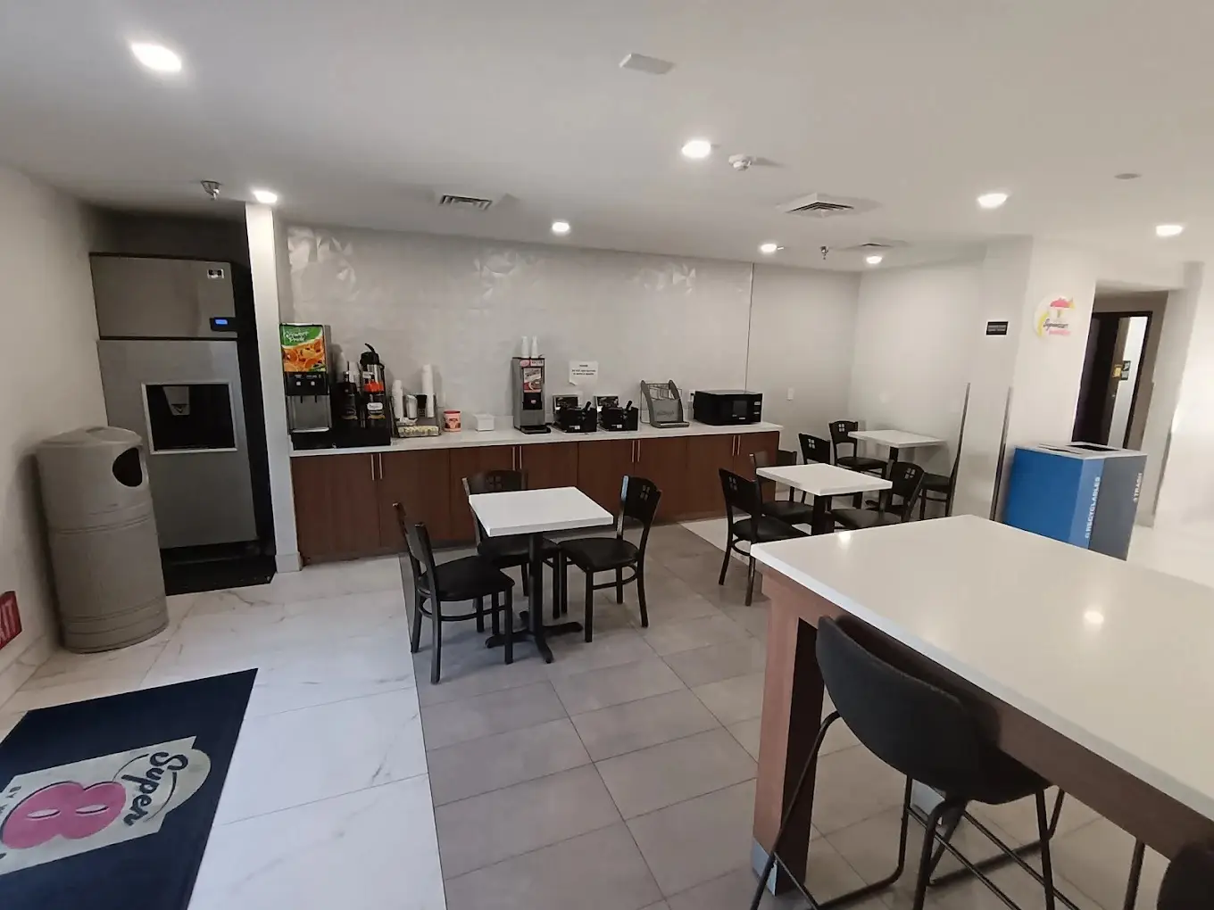 super 8 by wyndham grapevine dfw airport northwest cafearea view